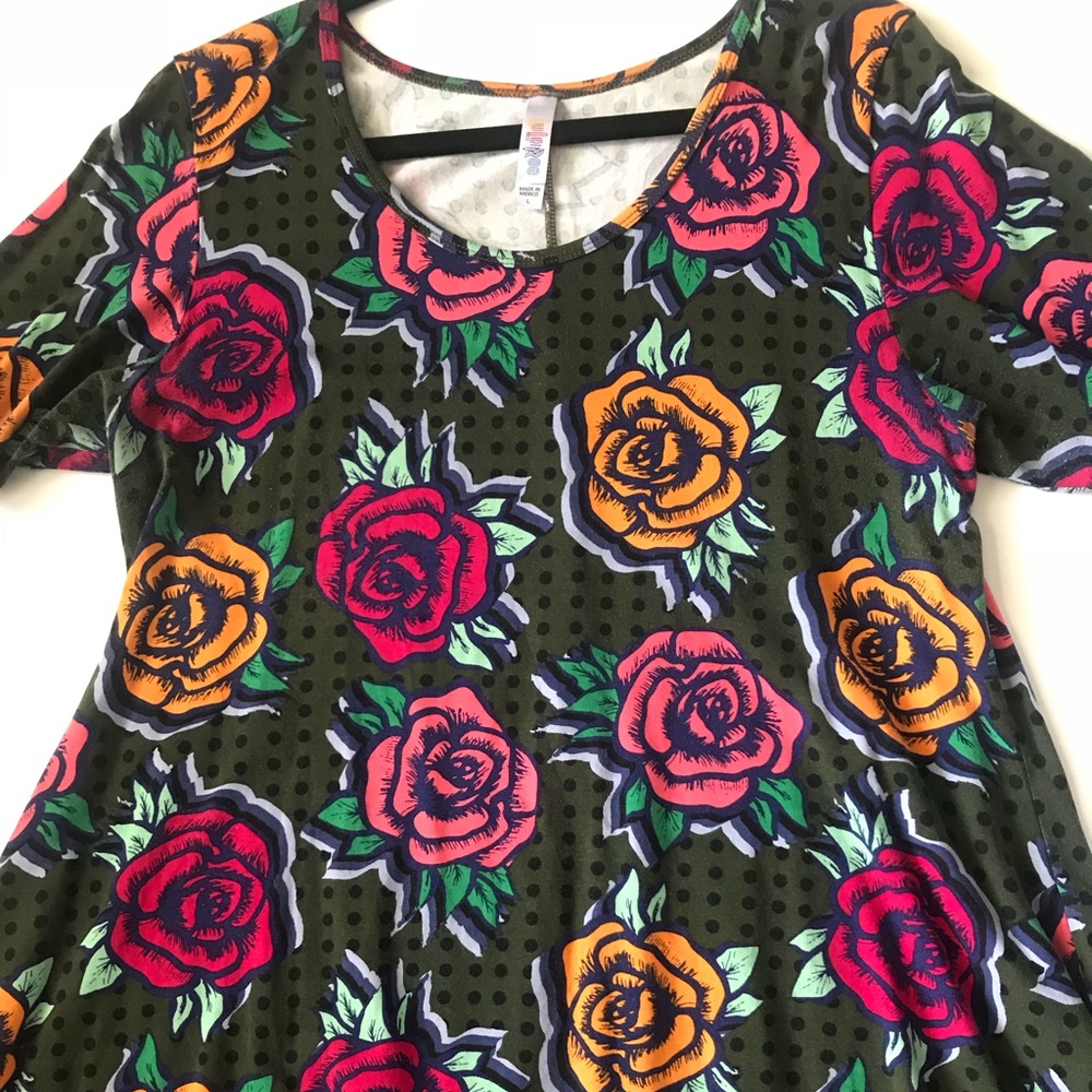 Unicorn rose print (large) LuLaRoe perfect tee